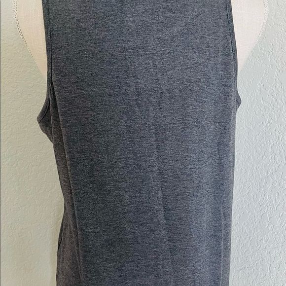 Gray Summer Graphic Sleeveless Tank Top - Picture 4 of 4